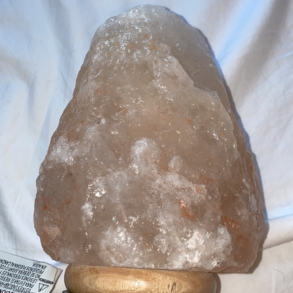 Salt lamp - Picture 2 of 2